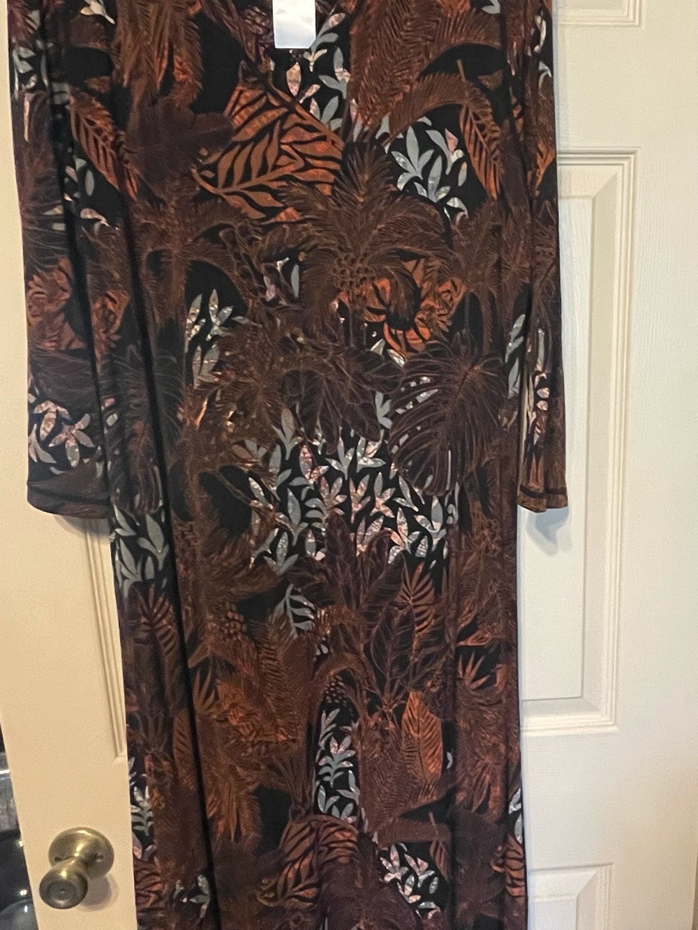 Attitudes by Renee XL Tall Black/Brown Botanical/reversible print maxi dress